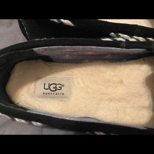 Gently used Black Ugg Genoa women’s size 10.